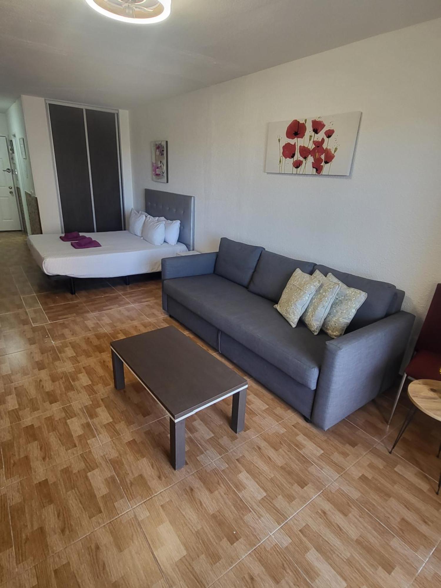 Tropic Apartments En Castle Harbour Лос Кристианос Экстерьер фото