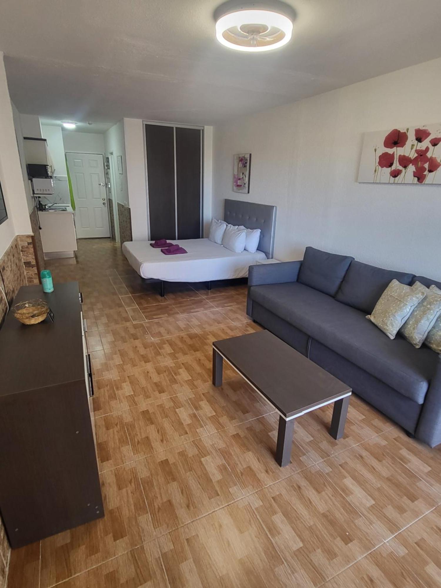 Tropic Apartments En Castle Harbour Лос Кристианос Экстерьер фото