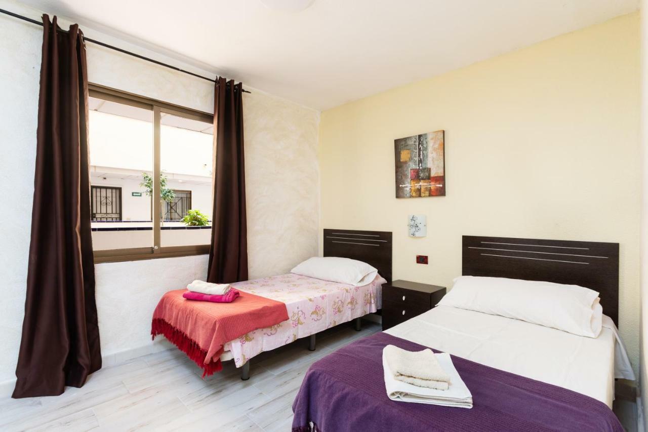 Tropic Apartments En Castle Harbour Лос Кристианос Экстерьер фото