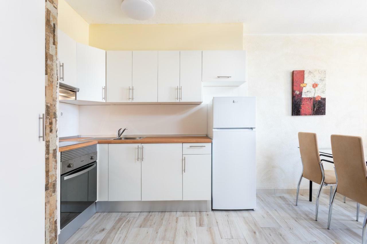 Tropic Apartments En Castle Harbour Лос Кристианос Экстерьер фото